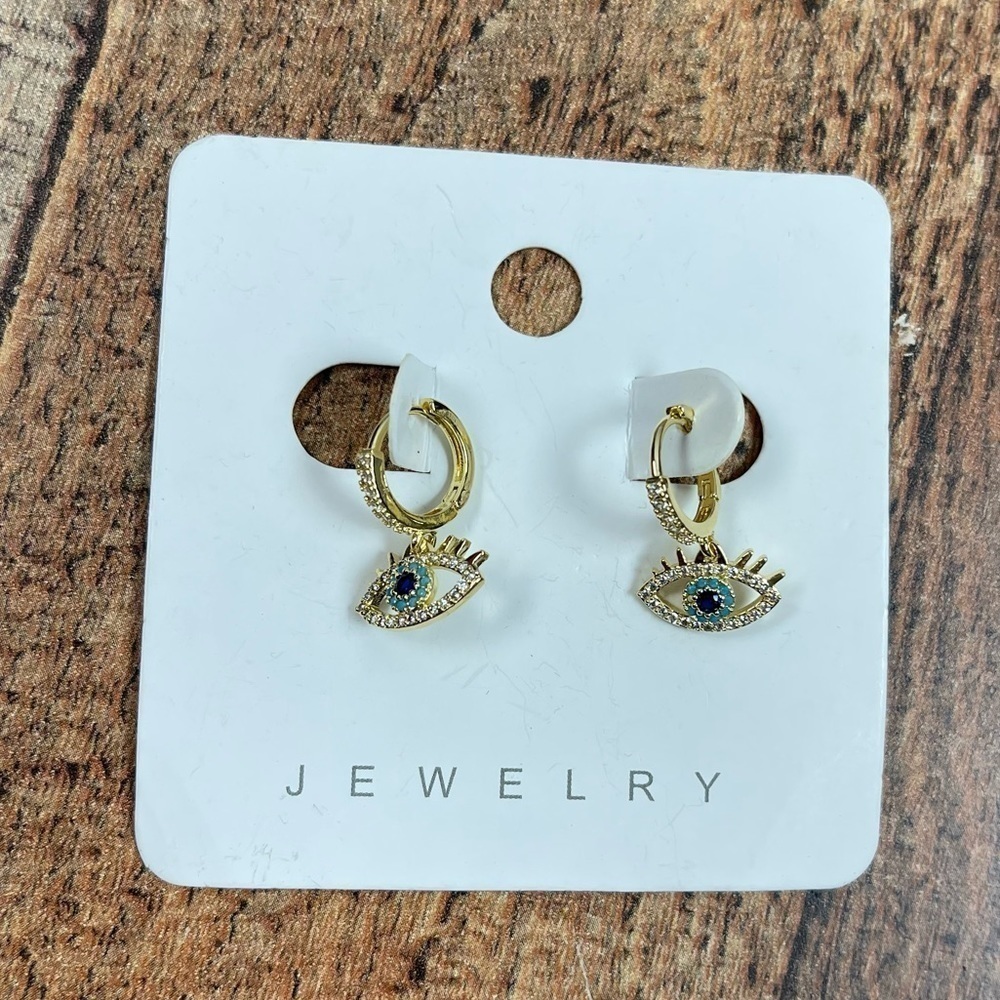 NEW Eyes Eyelash Gem Turquoise Boho Short Dangling Stud Earrings Gold